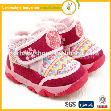 2015 Baumwollgewebe Sonderangebot Patch Haken &amp; Loop (Klettverschluss) Unisex Tpr Schuhe First Walker Chaussure Enfant Lovely Winter Baby